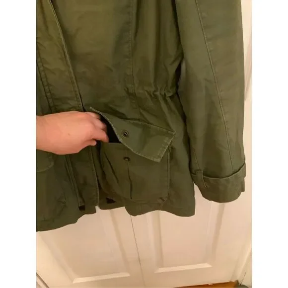 LL Bean Green Jacket Faux Fur Hood M - Picture 3 of 8